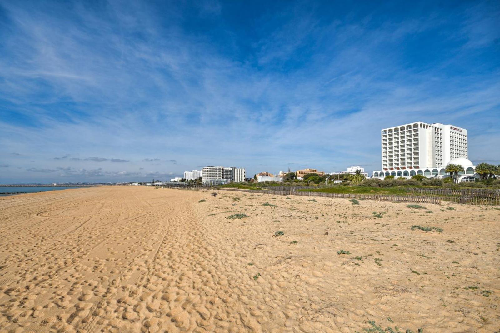 Vila Atlântida - Vilamoura Holiday Home - Beach at 250 mts Quarteira Exterior foto